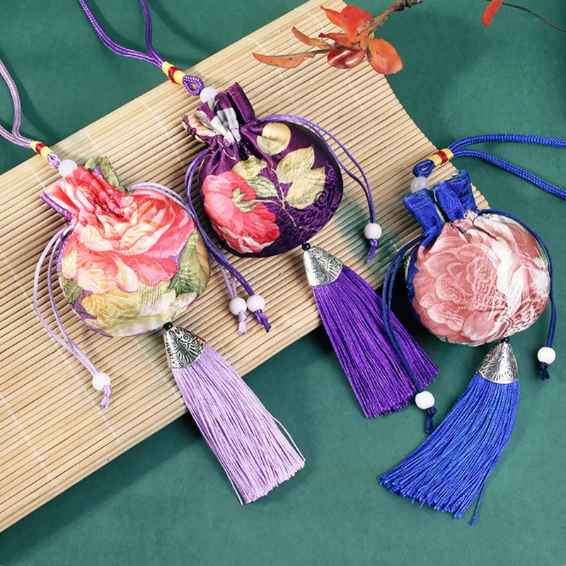 Chinese Silk Style Brocade Embroidery Pouch Cloth Bag Tassel Pendant Auspicious Embroidered Jewellery Drawstring Storage Bag