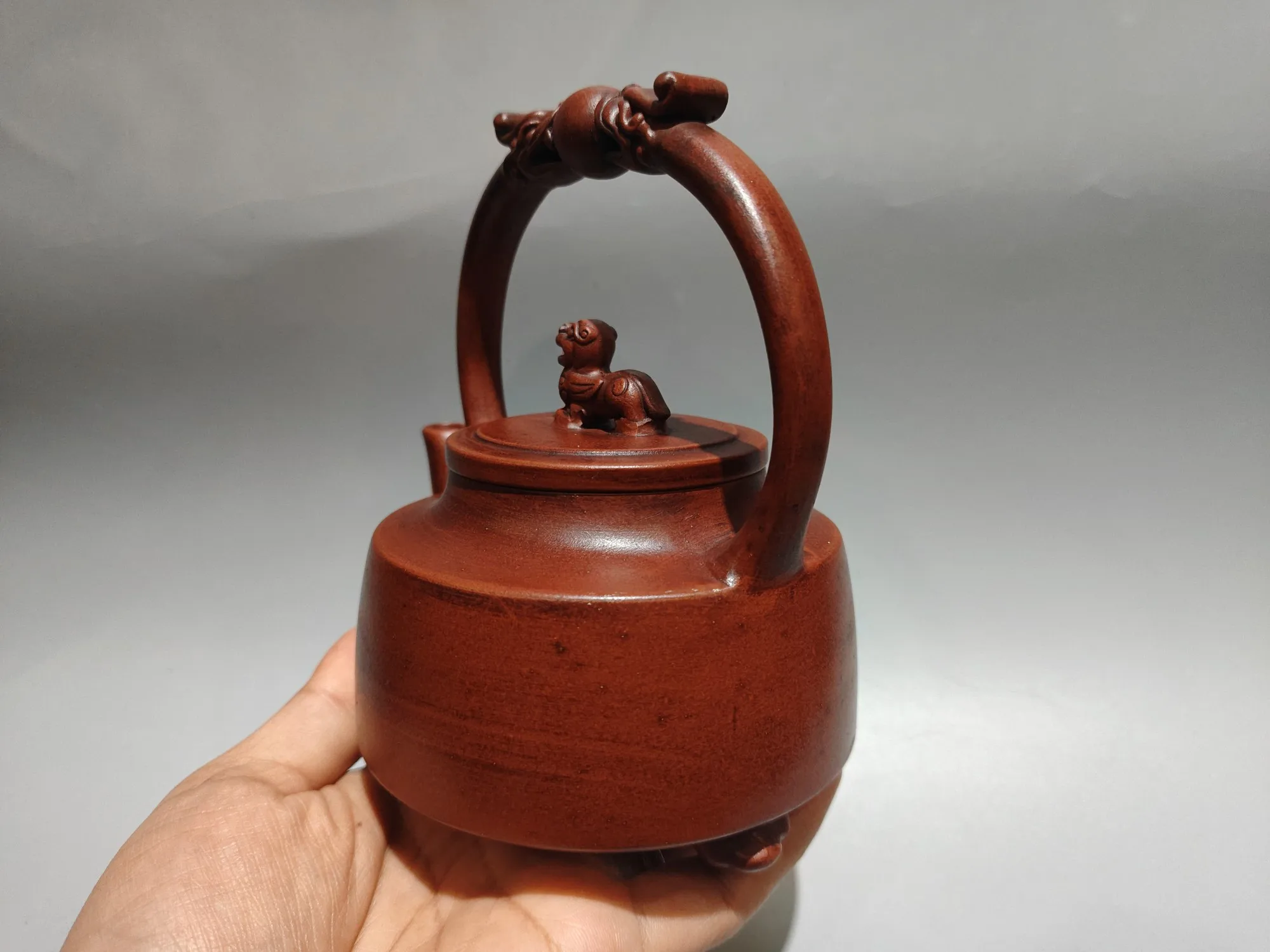 Yixing Purple Clay Teapot Red mud Beast Mouth Pot Pixiu lid pot Dragon Head Handle Lifting Beam Pot Teapot Ornaments