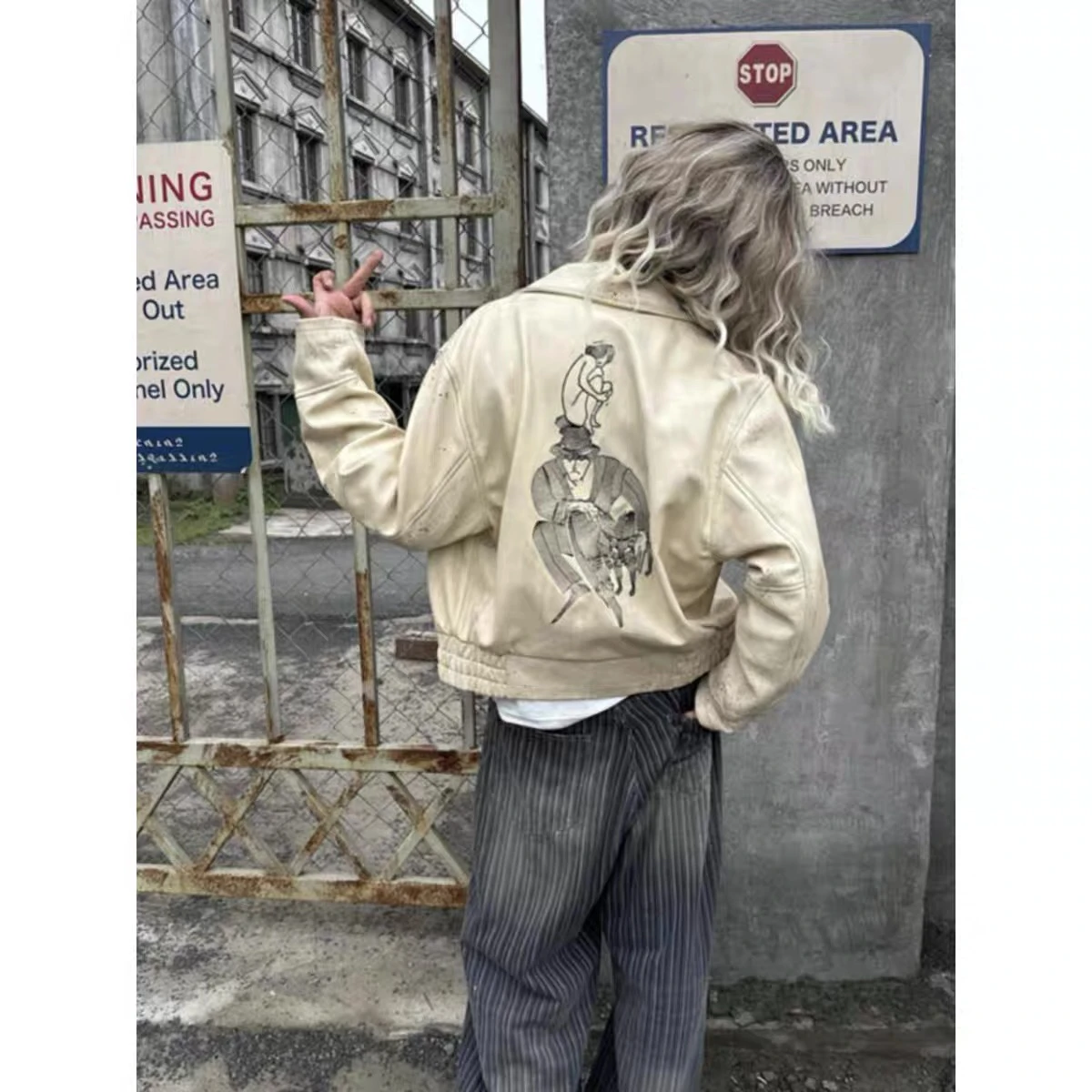 

Milu Independent ERD Depred Rich Second Generation 24SS Embroidered Splaed Ink Mystery Man Old Leather Jaet Wookvibe