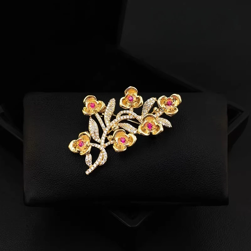 Golden Floral Brooch for Women,Elegant Flower Lapel Pin for Coat Jacket Blazer Sweater Dress-Vintage Style Fashion Jewelry Gift