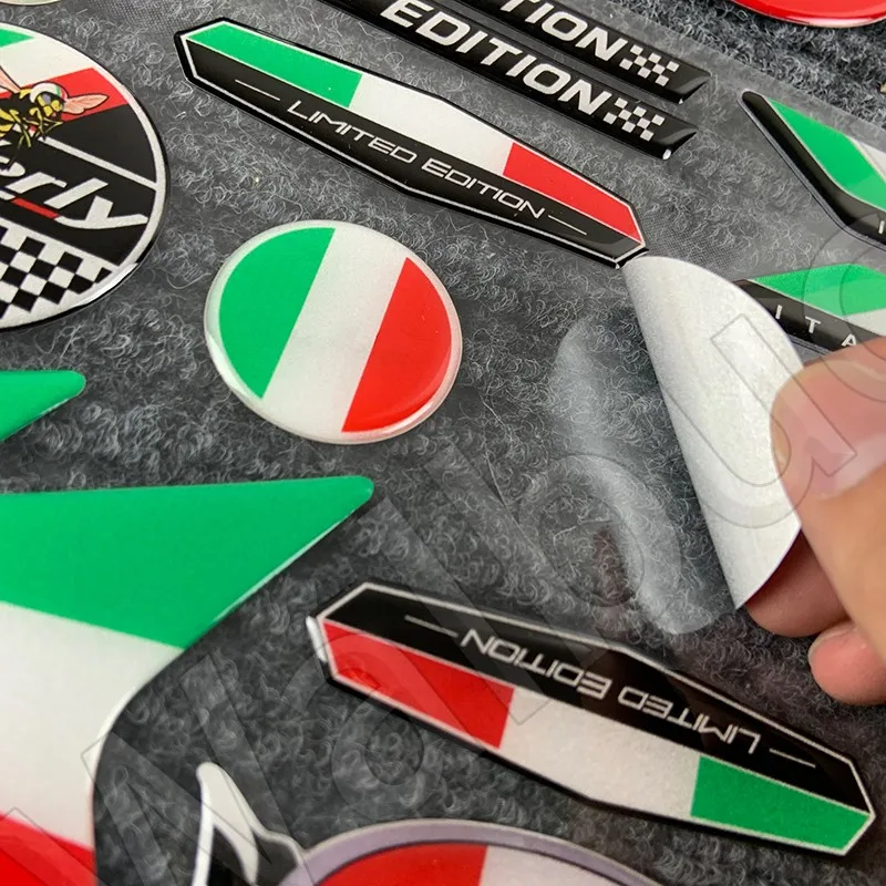 Рисунок 5 - Светоотражающая наклейка для супер