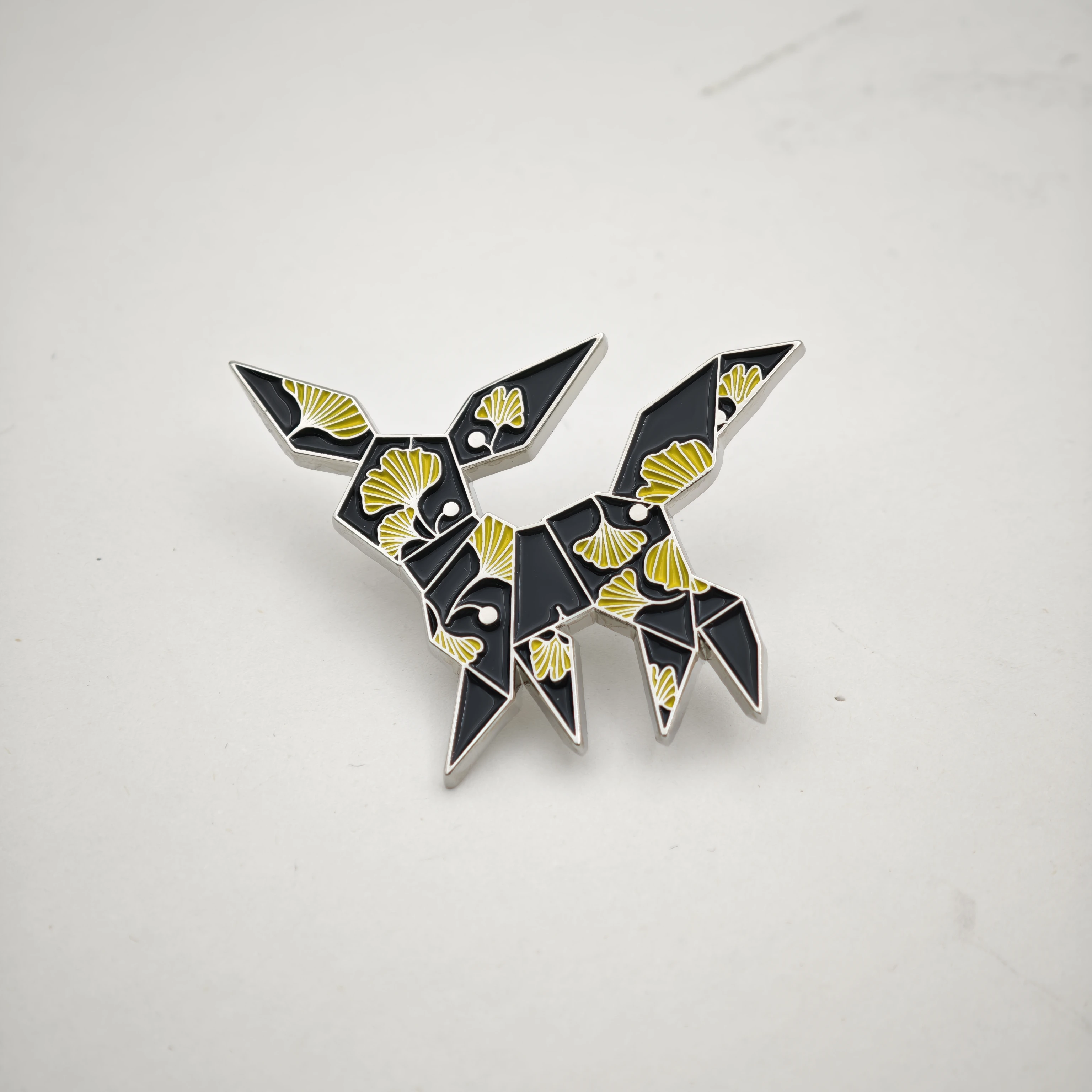 Origami Anime Fuchs Emaille-Pin Japanische Ginkgo Biloba Cartoon-Broschen Geometrische Tier-Reversnadeln Schmuckgeschenk für Rucksäcke – Detail 10