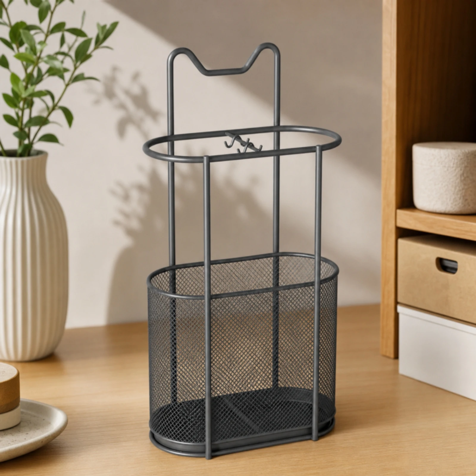 Umbrella Stand with Water-Catch Tray Metal Freestanding Umbrella Stand Organizer Stable Modern for Entryway, Lobby