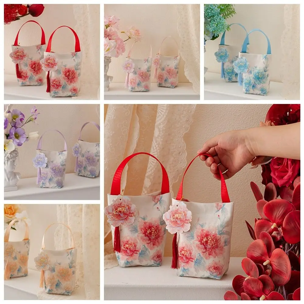 

Printing Flower Tassel Wrist Bag Temperament Make Up Pouch Wedding Candy Bag Storage Bag Jewelry Packing Chinese Style Handbag