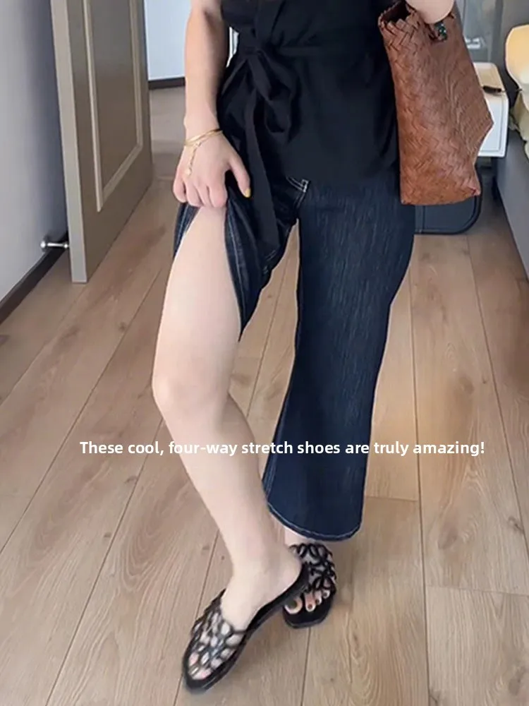 ディープブルーシルクマイクロフレアジーンズ レディース 薄手 大きいサイズ 梨型体型 ヒップカバー 着痩せ効果 ナインポイントフレアパンツ