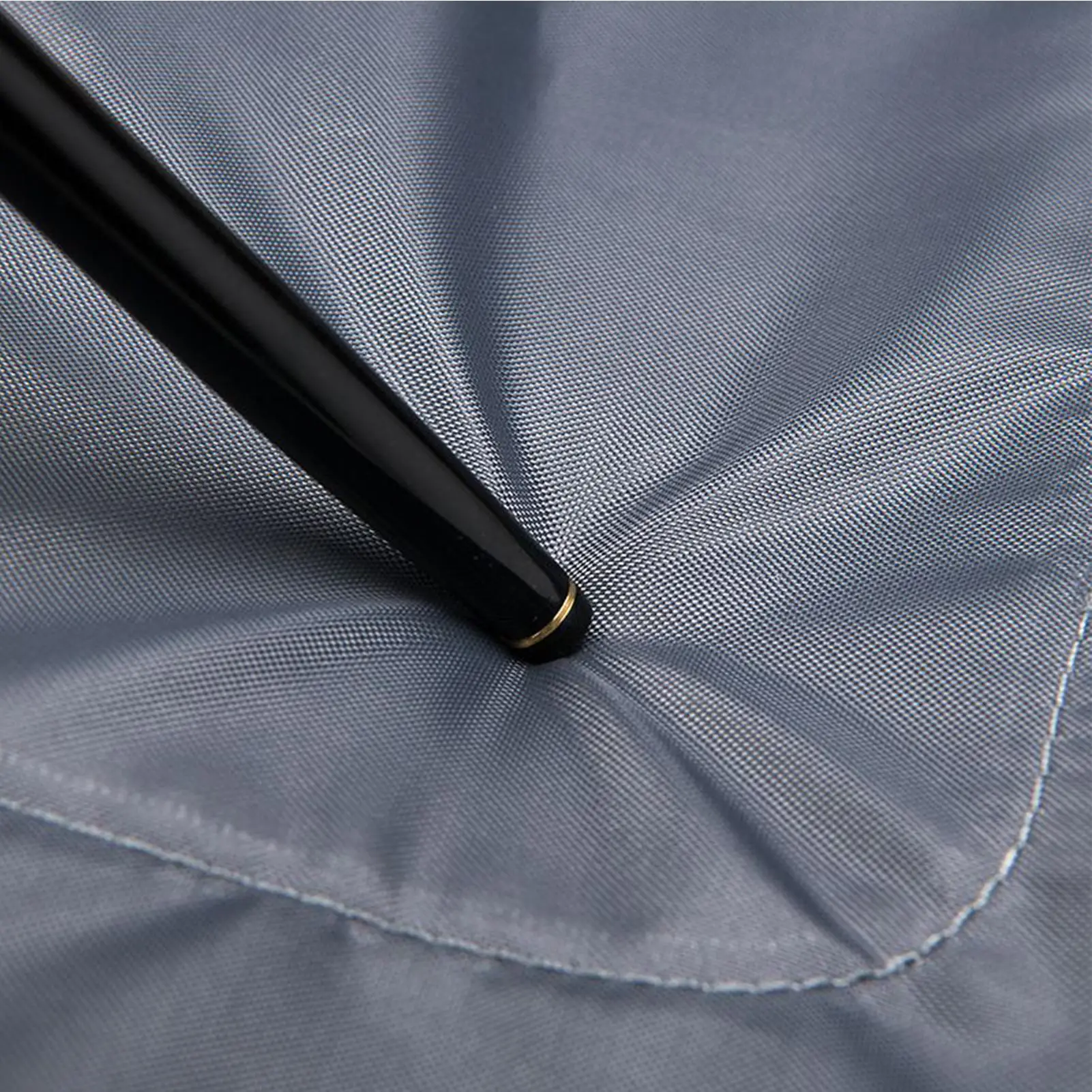 محفظة حفاضات للأم ذات سعة كبيرة وحقيبة حفاضات أطفال مقاومة للماء مع وسادة تغيير الحفاضات للاستخدام اليومي والسفر على الشاطئ والرحلات القصيرة للعائلة