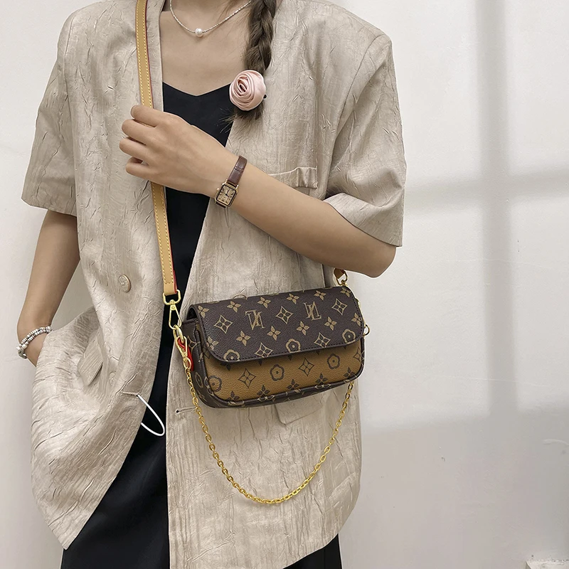 

Paris Fashion Designer Crossbody Bag - Elegant Vintage Leather Handbag Solid Color Trendy Casual Commuter Large Capacity