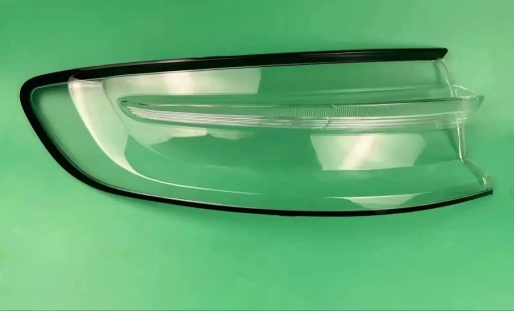 

Car Headlamp Glass Lamp Shell Transparent Lampshade Headlight Lens Cover For Porsche Macan Turbo 18-23