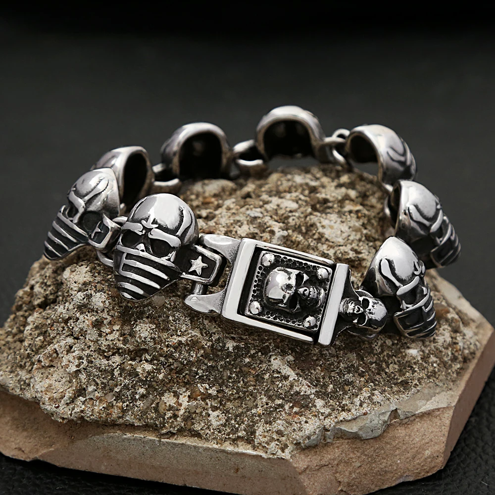 

Vintage Biker Stainless Steel Skull Mask Bracelet For Men Punk Hip Hop Domineering Skeleton Bangles Party Jewelry Gift Wholesale