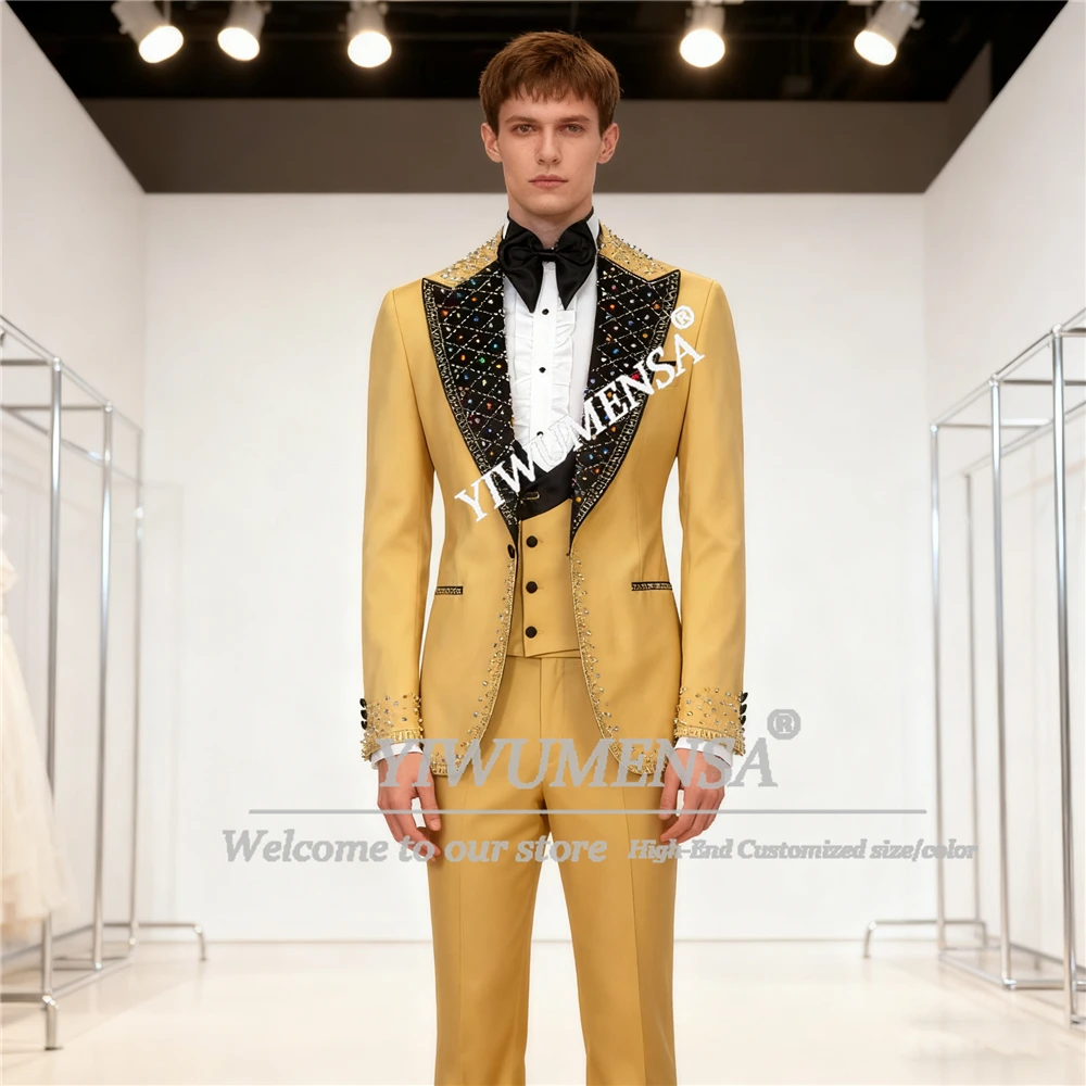 

Saudi Arabia Beads Suit Attire For Men Slim Fit Black Notched Lapel Groom Blazers Customized 3 Pieces Sets Groom Wedding Tuxedos