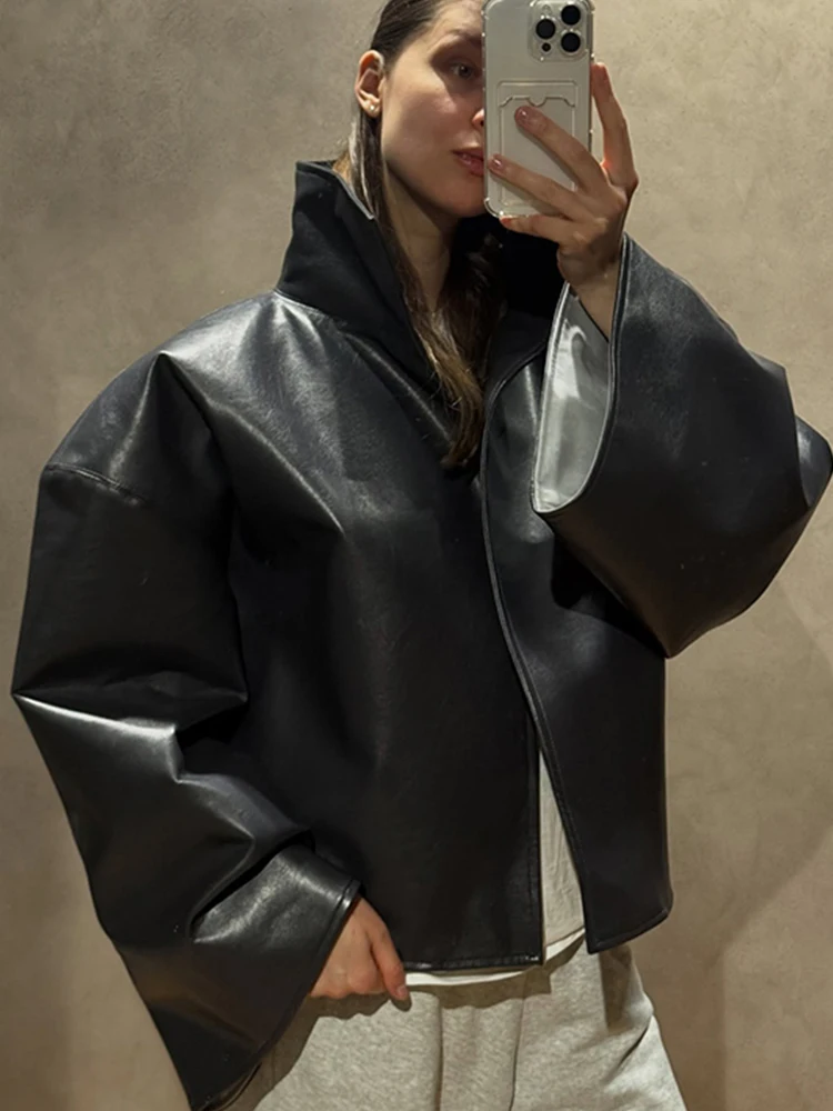 Damen Oversized Kunstleder-Cropped-Jacke, Einfarbig, mit hohem Kragen, offener Schnitt, Damen-Motorradjacke, Herbst 2026, schickes Outfit