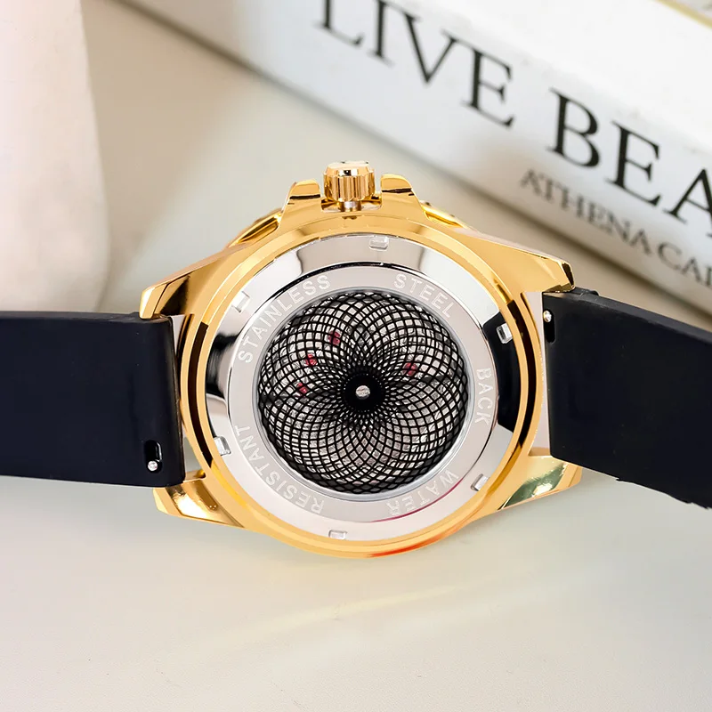 ساعة يد كوارتز كاجوال للرجال مع حزام مطاطي أسود وعلامات مقياس ووظيفة التقويم