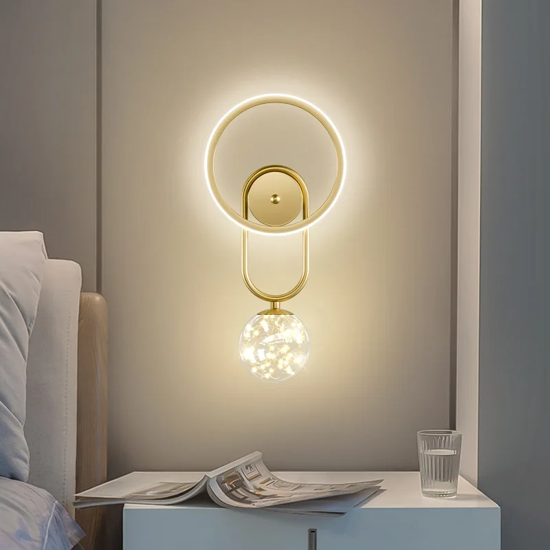 

The design of the bedside in the bedroom is full of stars, warm night lights, hallway and living room wall lights