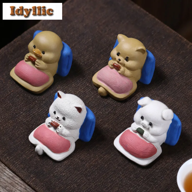 

Yixing Purple Clay Stay Up Late Little Duck Lucky Pig Cat Dog Tea Pet Traditional Lucky Model Tea Figurine Play Toys Tea Statue
