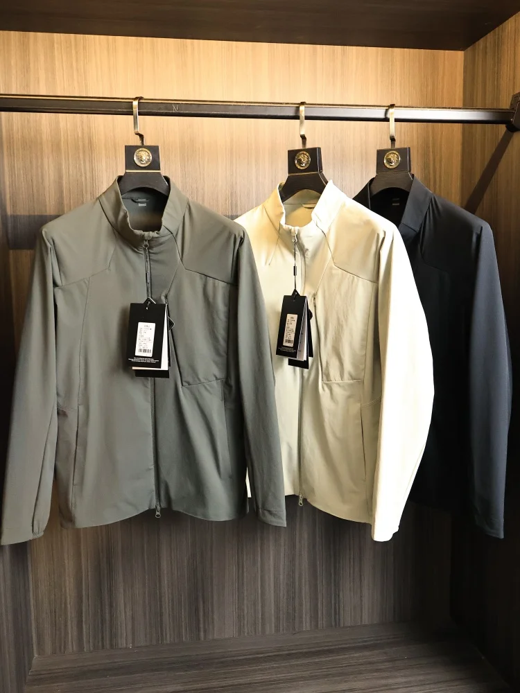 

Outdoor Lightweight Quick Dry Waterproof Spring Summer Men's Thin Sun Protection Stand Collar Casual Jacket Coat