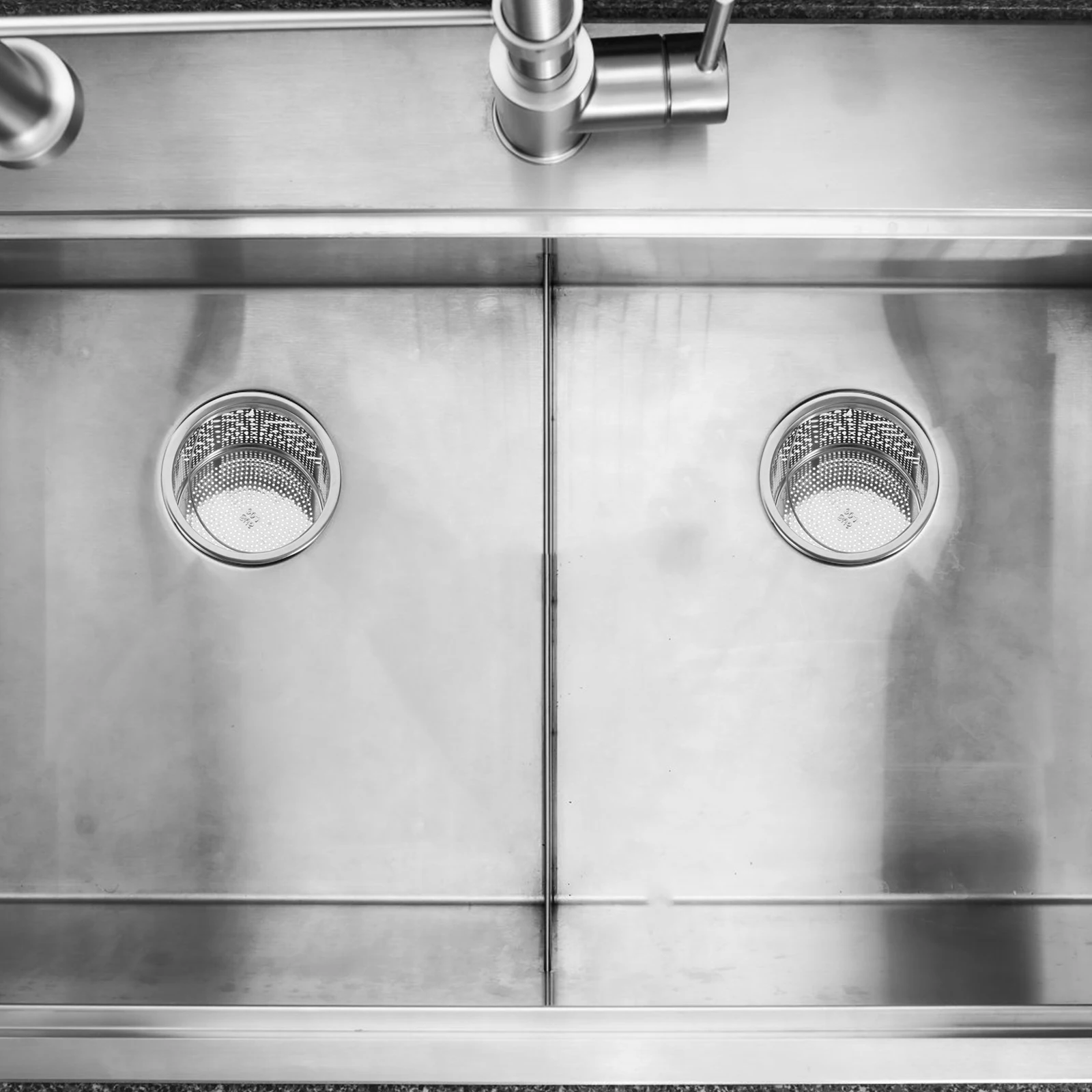 

2Pcs Kitchen Sink Filter 304 Stainless Steel Strainer Basket 4cm High Anti Clog Drain Sink Strainers Bathroom Washroom
