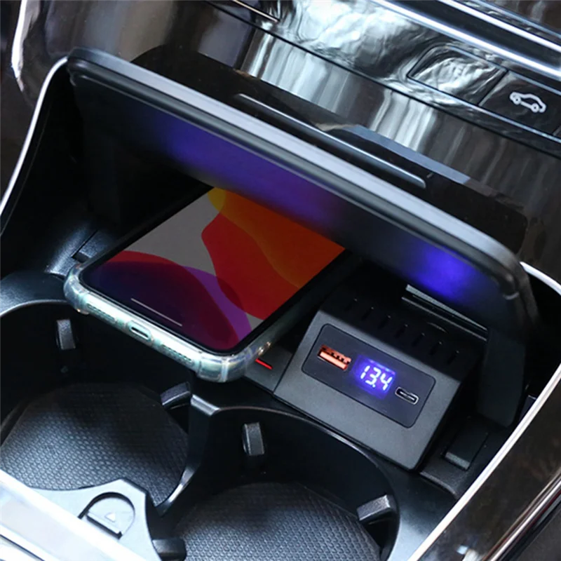 

AEA7-15W Car Phone Wireless Charger For Mercedes Benz AMG GLC Class QC3.0 USB PD Fast Wireless Charging Pad Holder