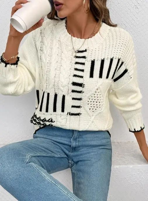 

Autumn and Winter Fashion Trend Retro Style Round Neck Long Sleeved Sweater Women's Contrasting Splicing Knitted Sweater
