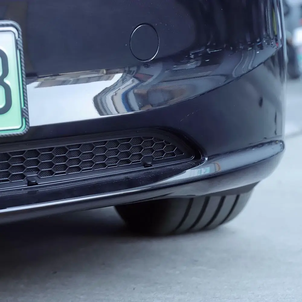 TESY Insektenschutzgitter mit Kameraschlitzen für Tesla New Model 3 Highland 2026 Unterer Stoßfänger-Lufteinlassgrill – Detail 7