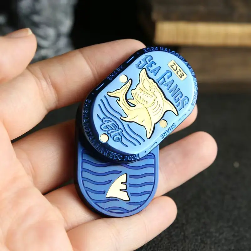 Metalowy mechaniczny slider w kształcie rekina, zabawka antystresowa EDC dla dorosłych, zabawka biurkowa na stres i lęk, zabawka kreatywna na prezent dla mężczyzn