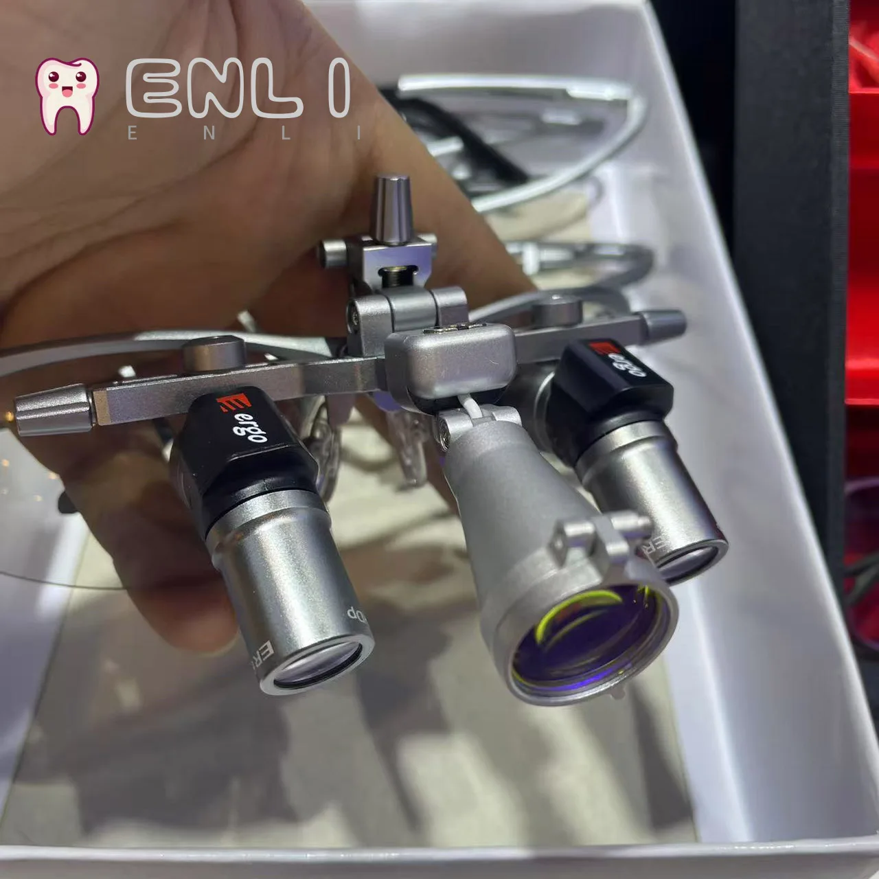 عدسة الأسنان Ergo Ttl Loupes مجهر نظارات مكبرة طب الأسنان جزءا لا يتجزأ من المكبر الجراحية العلوي اللاسلكية #3