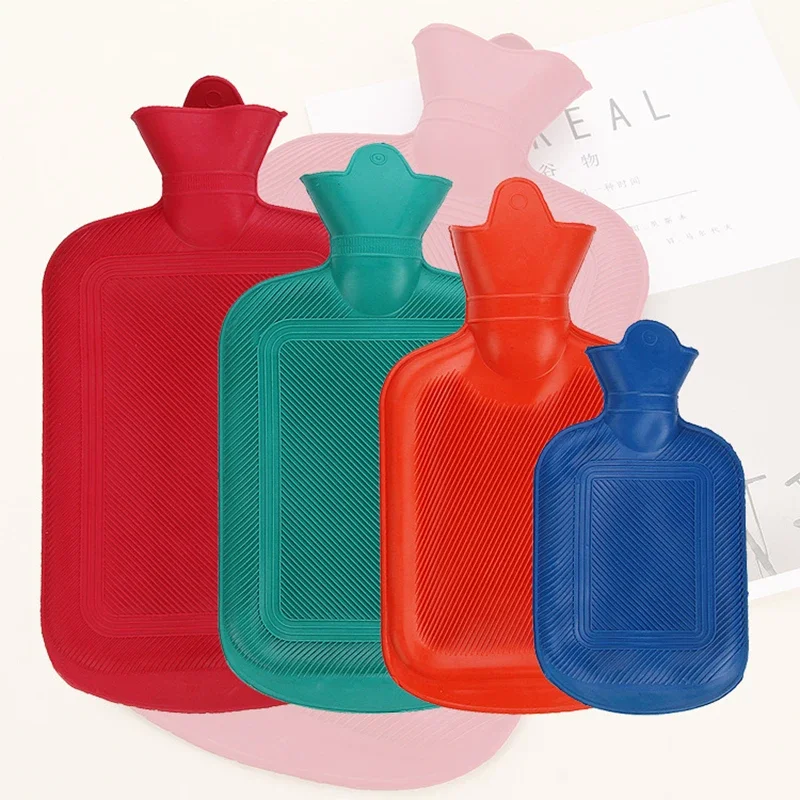 Thick Hot Water Bags Portable Rubber Winter Warm Hot Water Bag Hand Warmer Girls Pocket Hand Feet Warm Water Bottle Random Color