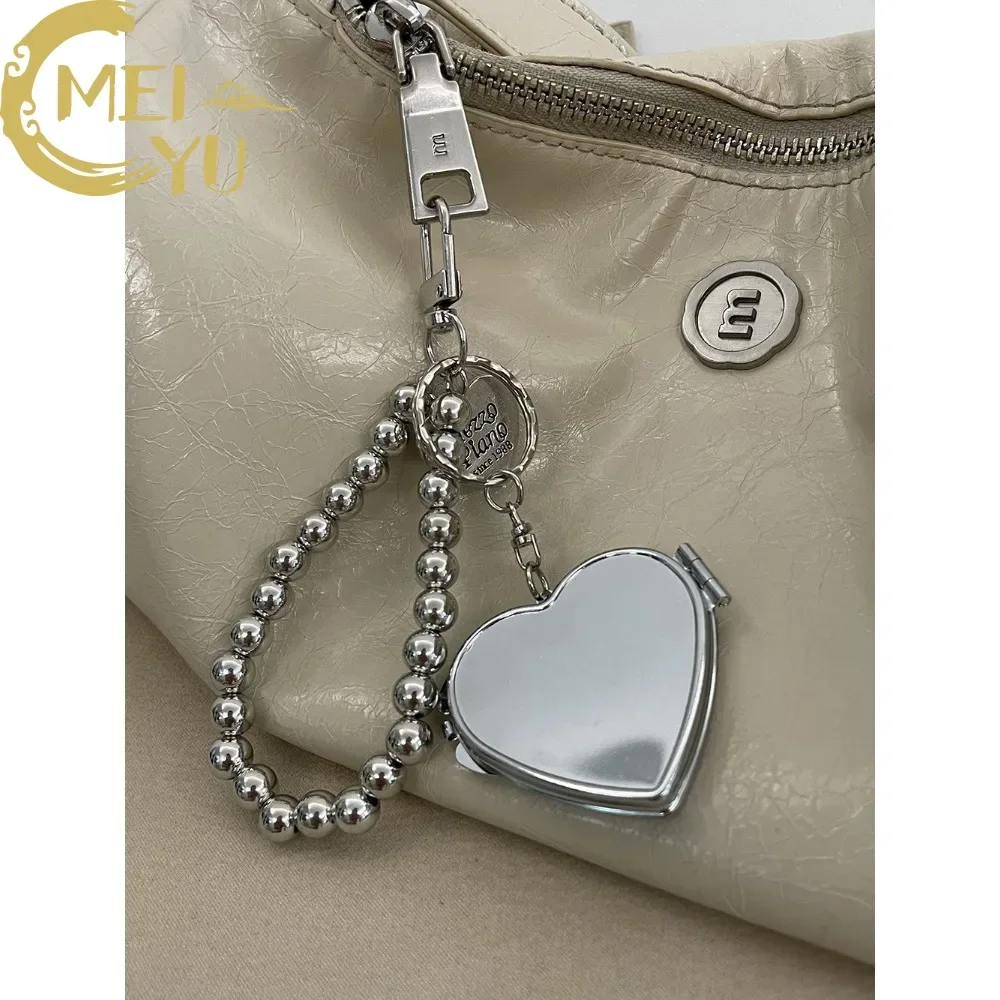 Ins Metal Key Chain with Heart Shaped Mirror Y2k Style Bag Pendant Sweet Cool Trendy Fashion Pendant Mini Heart-shaped Bag Chain