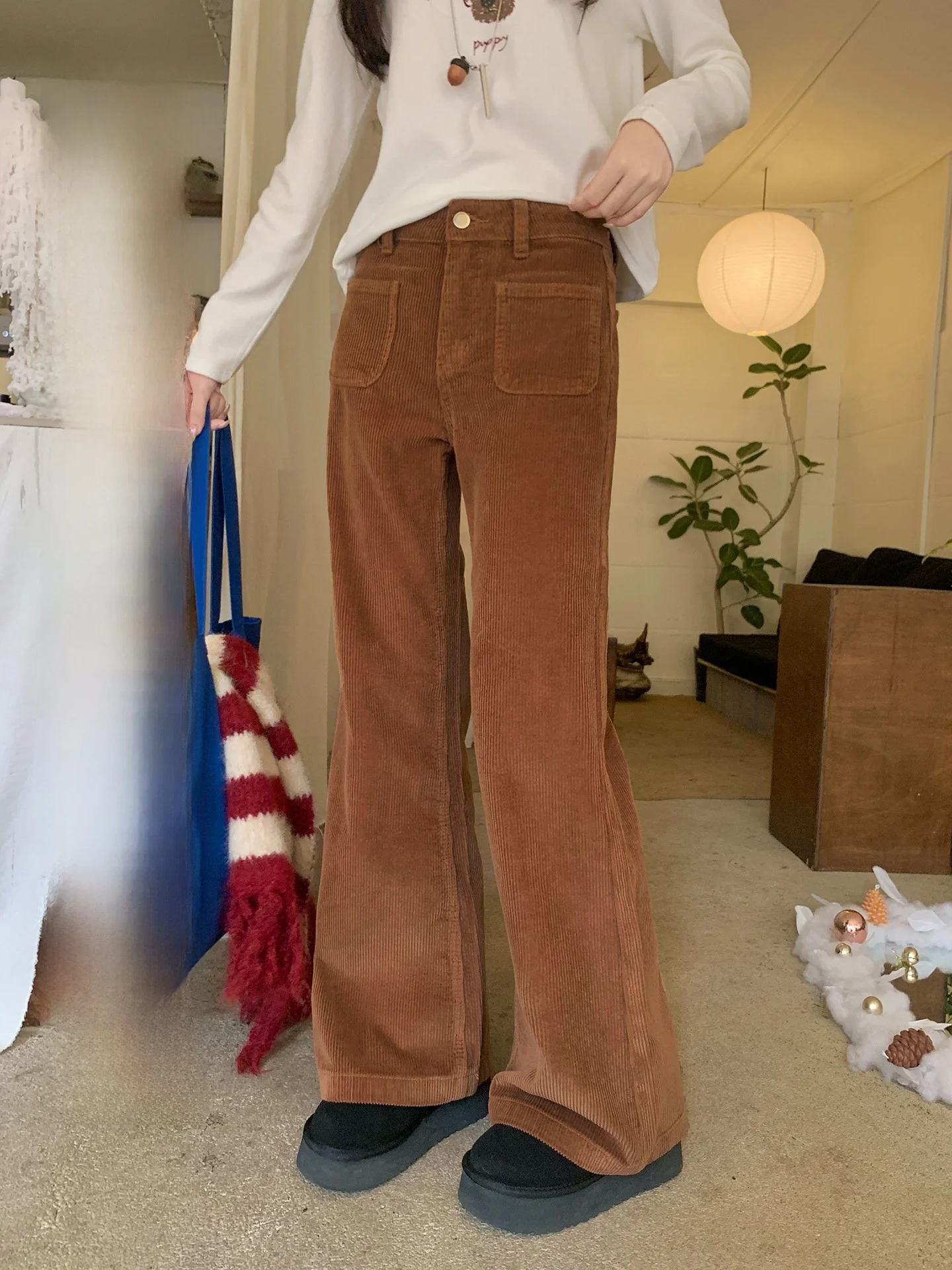 

Slimming Corduroy Bell Bot Pants Women's Retro Sle Wide Leg Pants Design Sense Micro Flared Trousers Vintage A-Line Pants