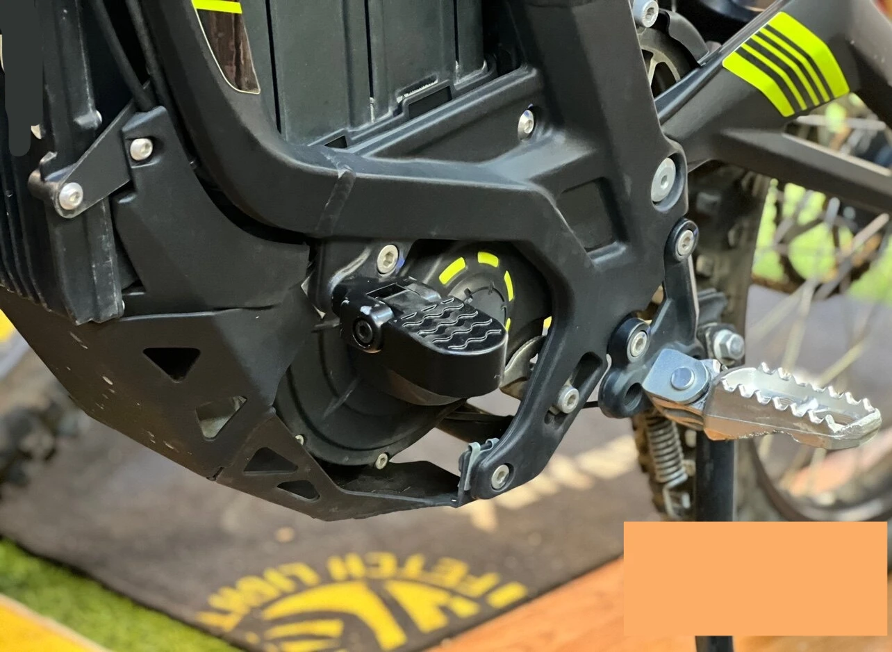 Compact Durable Modified Passenger Foot Pegs Pre-set Fender Mount Non-destructive Install Motorcycle Mod Accessories for Surron