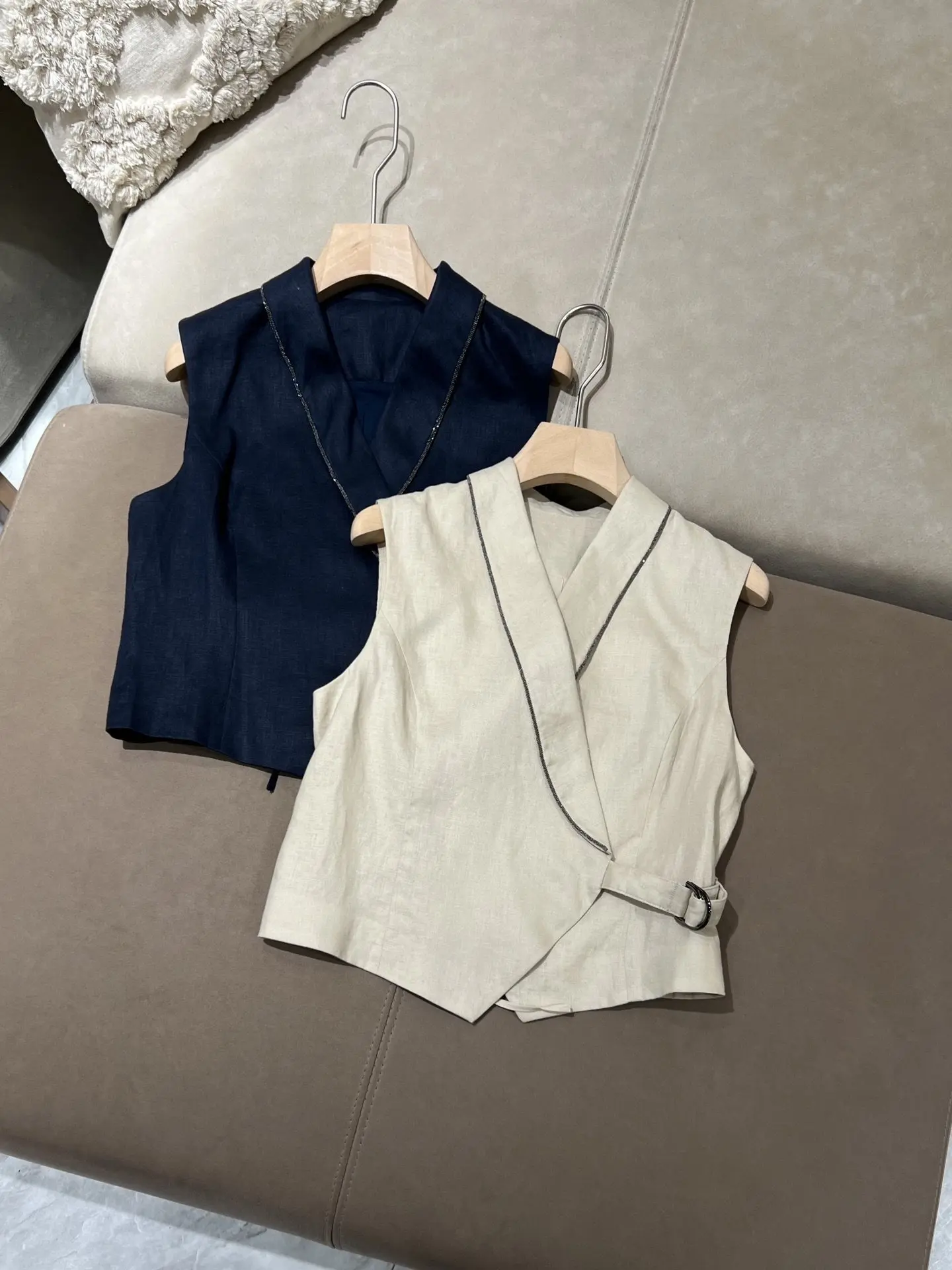 2026 Spring New Minimalist V-Neck Tie-Waist Vest For Women, Versatile Short Sleeveless Jacket/Top