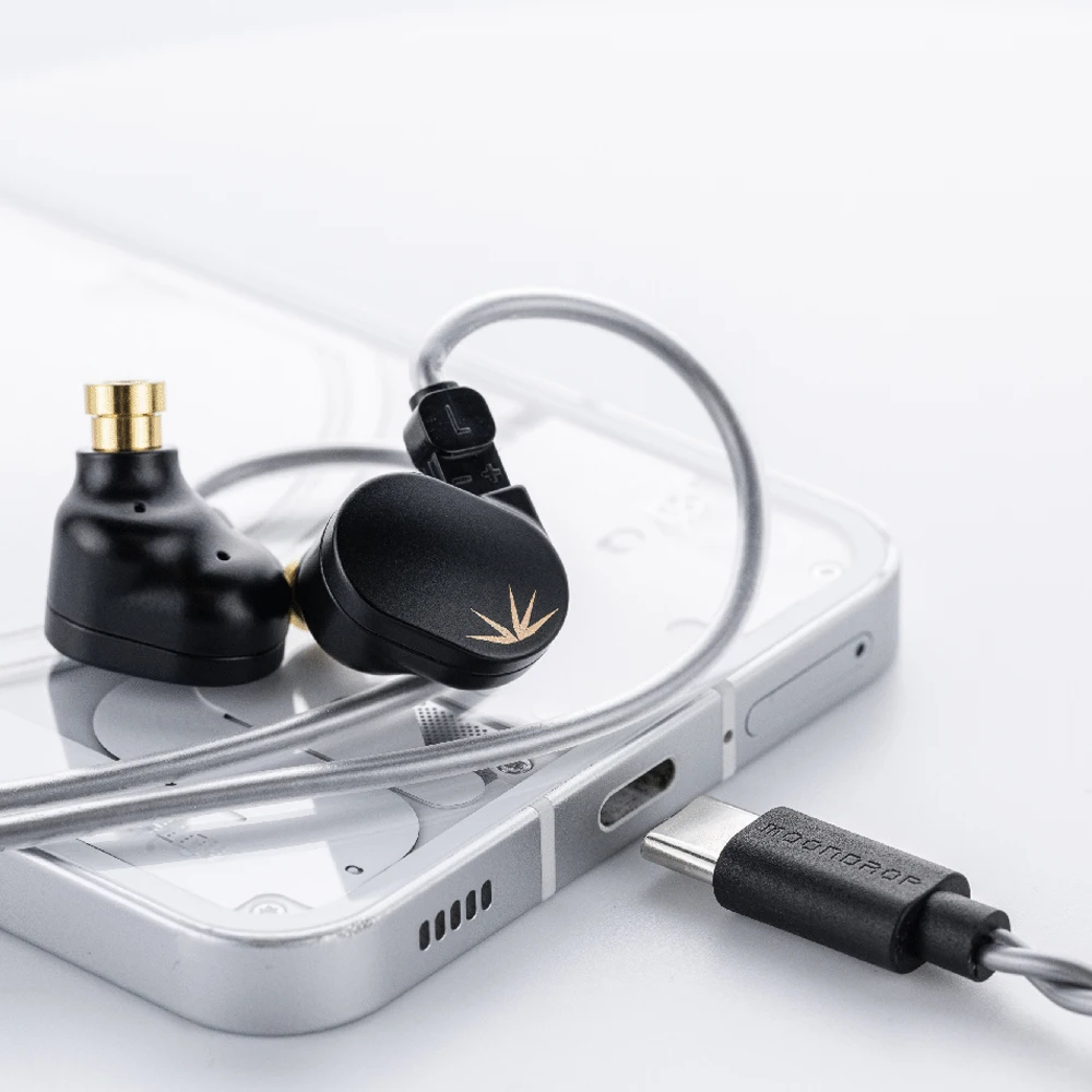 Moondrop Chu II DSP – wysokowydajne słuchawki douszne z dynamicznym przetwornikiem o średnicy 10 mm, przewodowe, z mikrofonem, zasilane przez port USB-C. — zdjęcie produktu 5