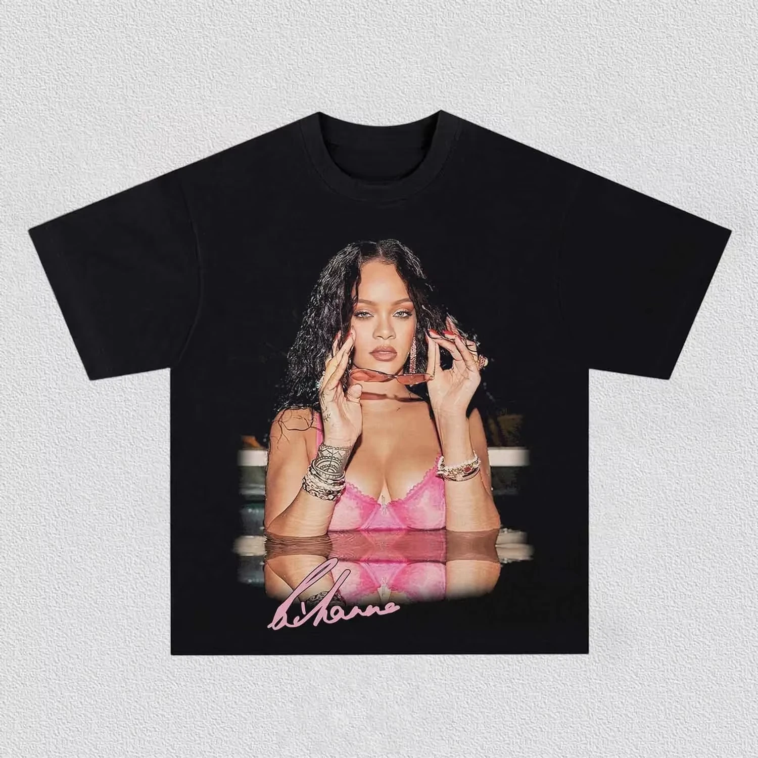 Rihanna Portrait Signature Graphic T-Shirt, Unisex Casual Co