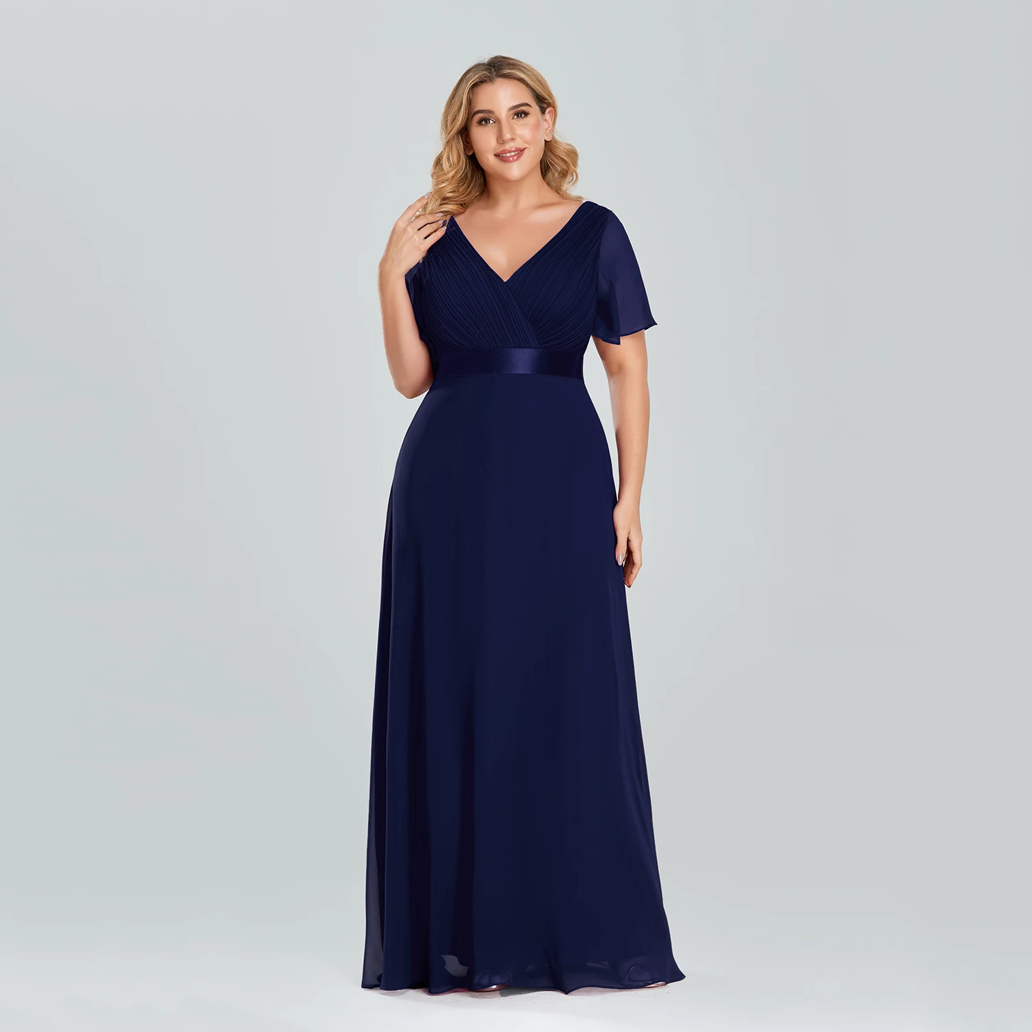 Plus Size Avondjurken Lange Xucthhc Elegant Een Line V-hals Ruches Chiffon Formele Wedding Party Dress Robe De Soiree 2021