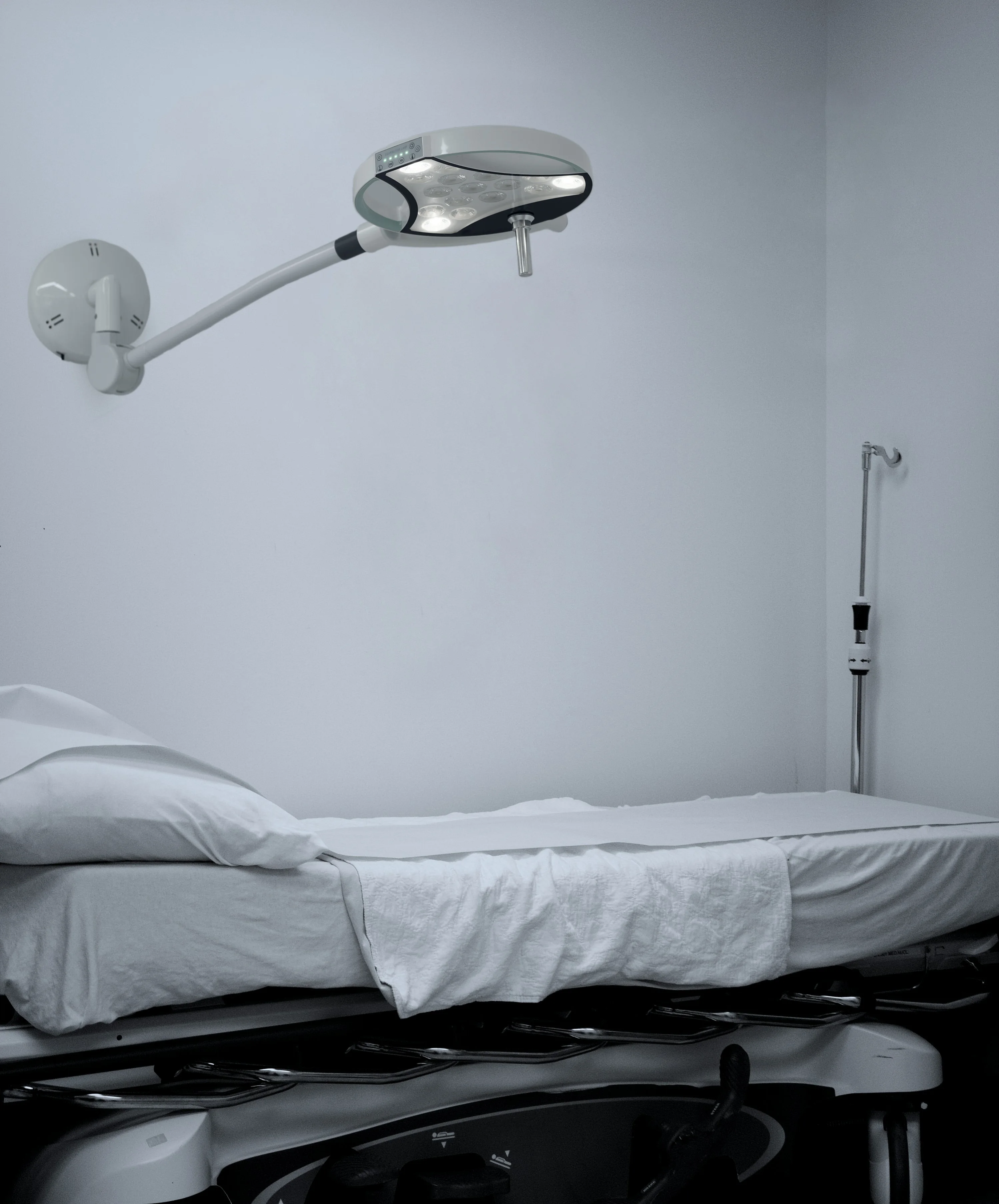 ATV 130.000lux Wall Mounted LED Surgical Illumination Light LED Minor Lamp Veterinary Lamp LED Surgical Lamp