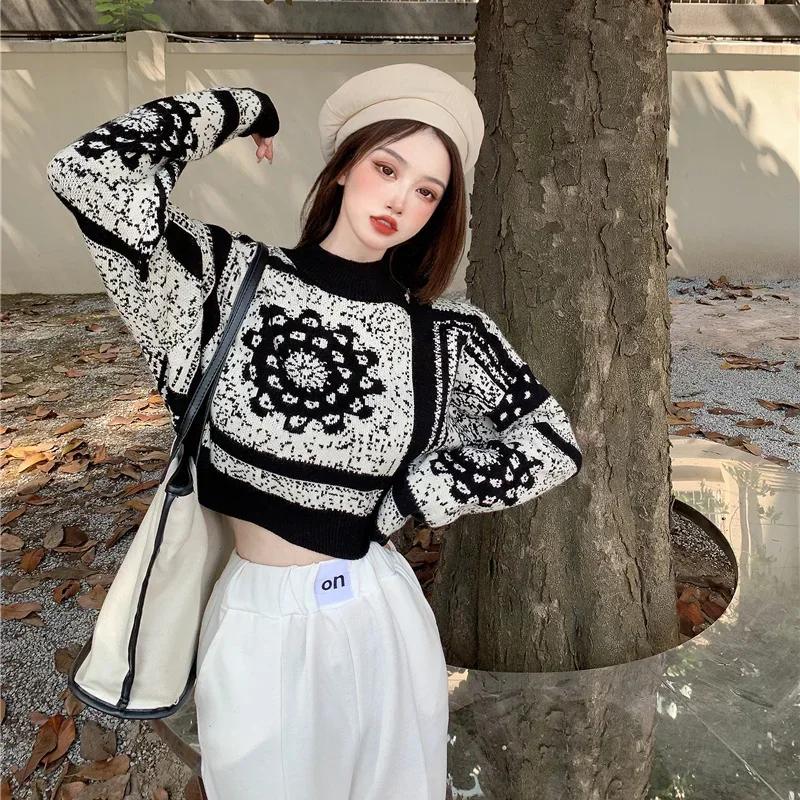 Women\'s Sweater Graphic Short Knit Tops for Woman Crop Pullovers Round O Neck Long Sleeve Crochet Korean Style Winter 2024 Sale