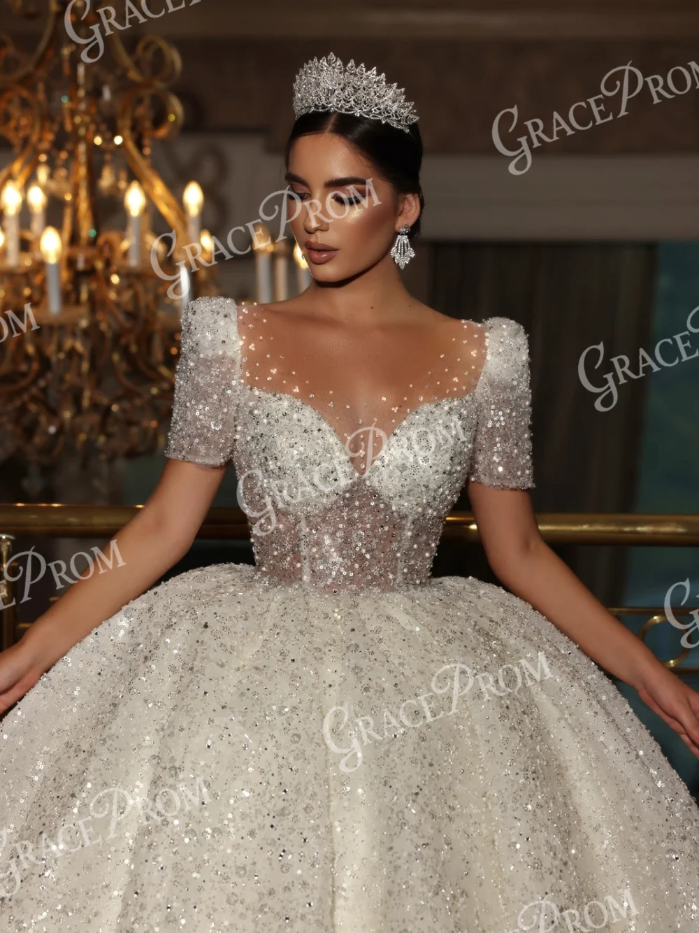 Vintage Baroque Royal Wedding Dress Sparkle Sequin Ball Gown Customized Elegant Dreamy Short Sleeves O Neck Dainty Bride Wear