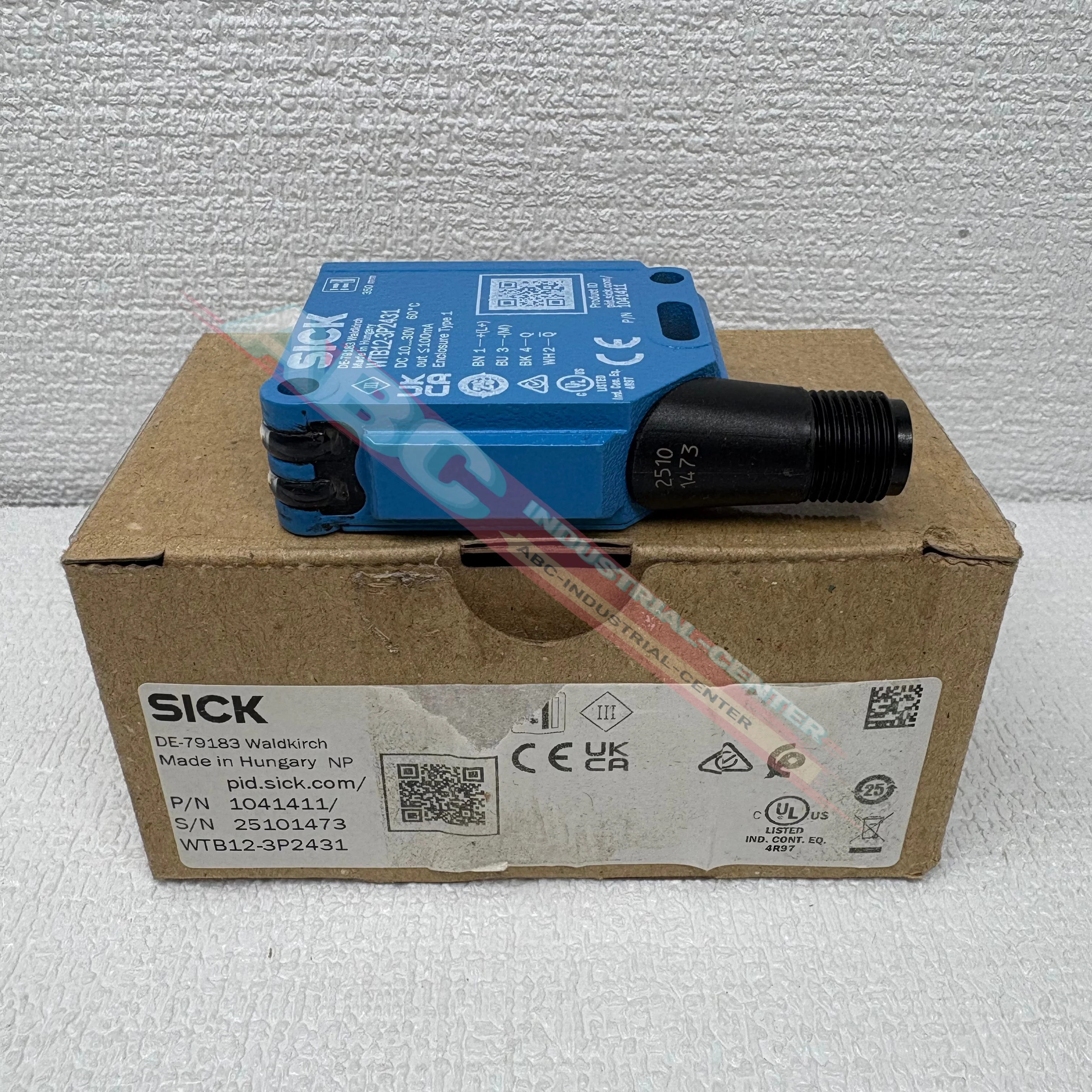 

Фотоэлектрический датчик WTB12-3P2431 1041411 Новый оригинал