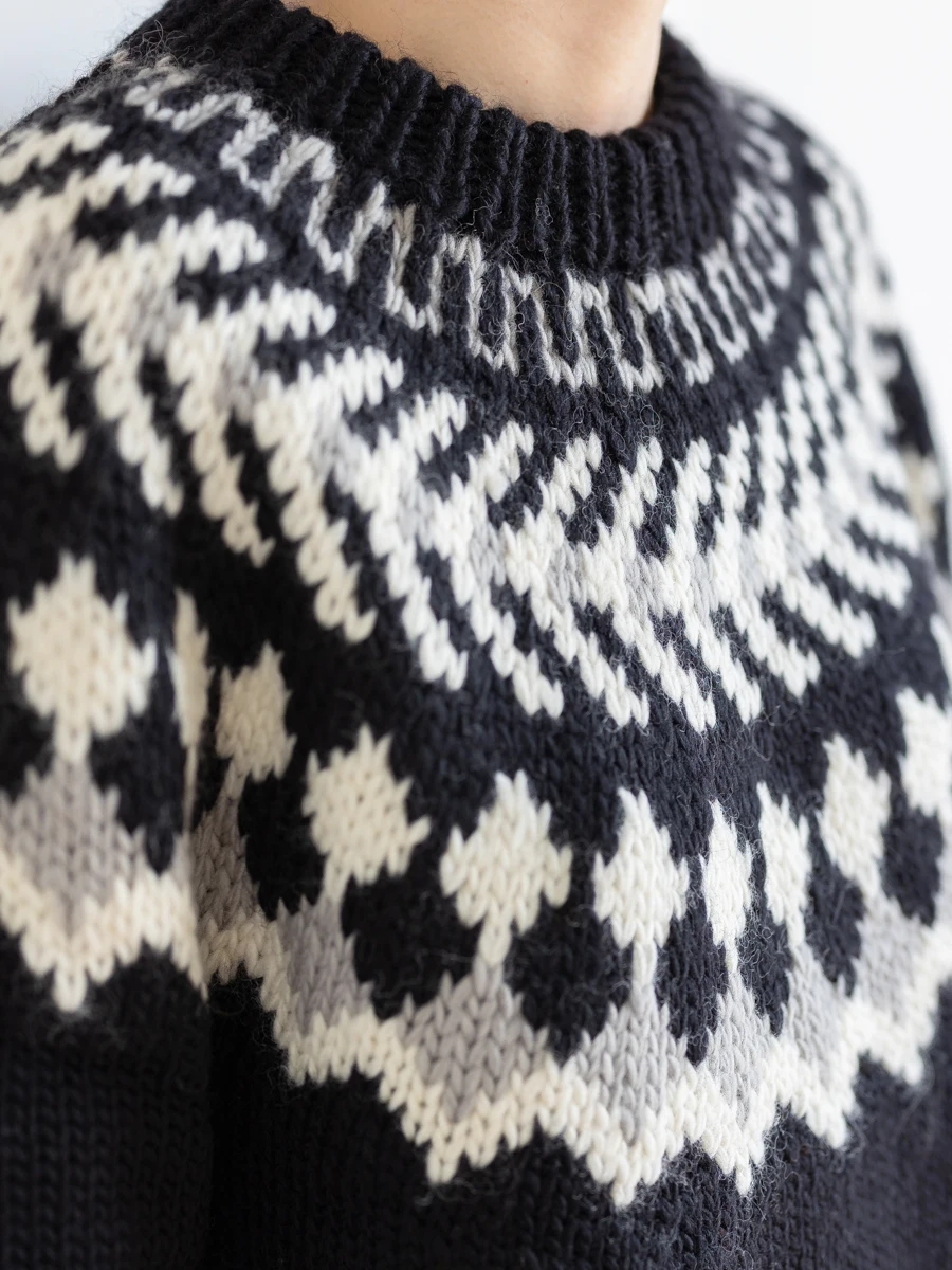 

Handmade Icelandic Sweater Women's Overhead Couple Bla Neutral Loose Nordic Retro Wide Rod Knitted Academy Sle Travel Pho...