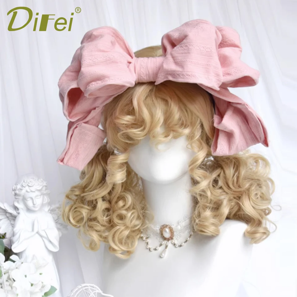 DIFEI Synthetic Lolita Wig Female Bear Doll Golden Fluffy Roman Short Hair With Bangs Christmas Cosplay Party Wig