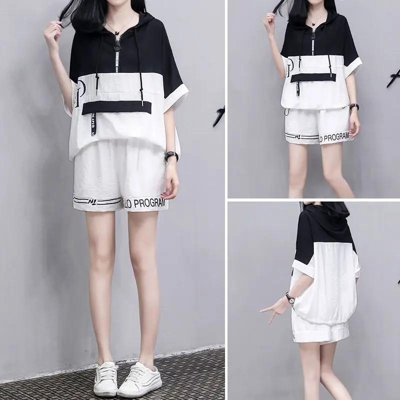 Casual Sports Women\'s Set Summer New 2024 New Black White Color Blocked Hooded T-shirt+wide Leg Shorts Two Piece Set for Women