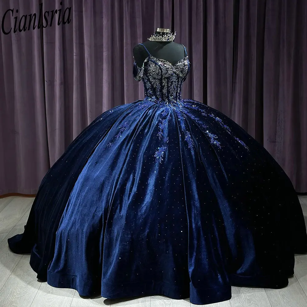 Vestido De baile De terciopelo con tirantes finos para quinceañera, vestido De quinceañera con apliques De encaje, corsé con cuentas De cristal, Color Azul Marino