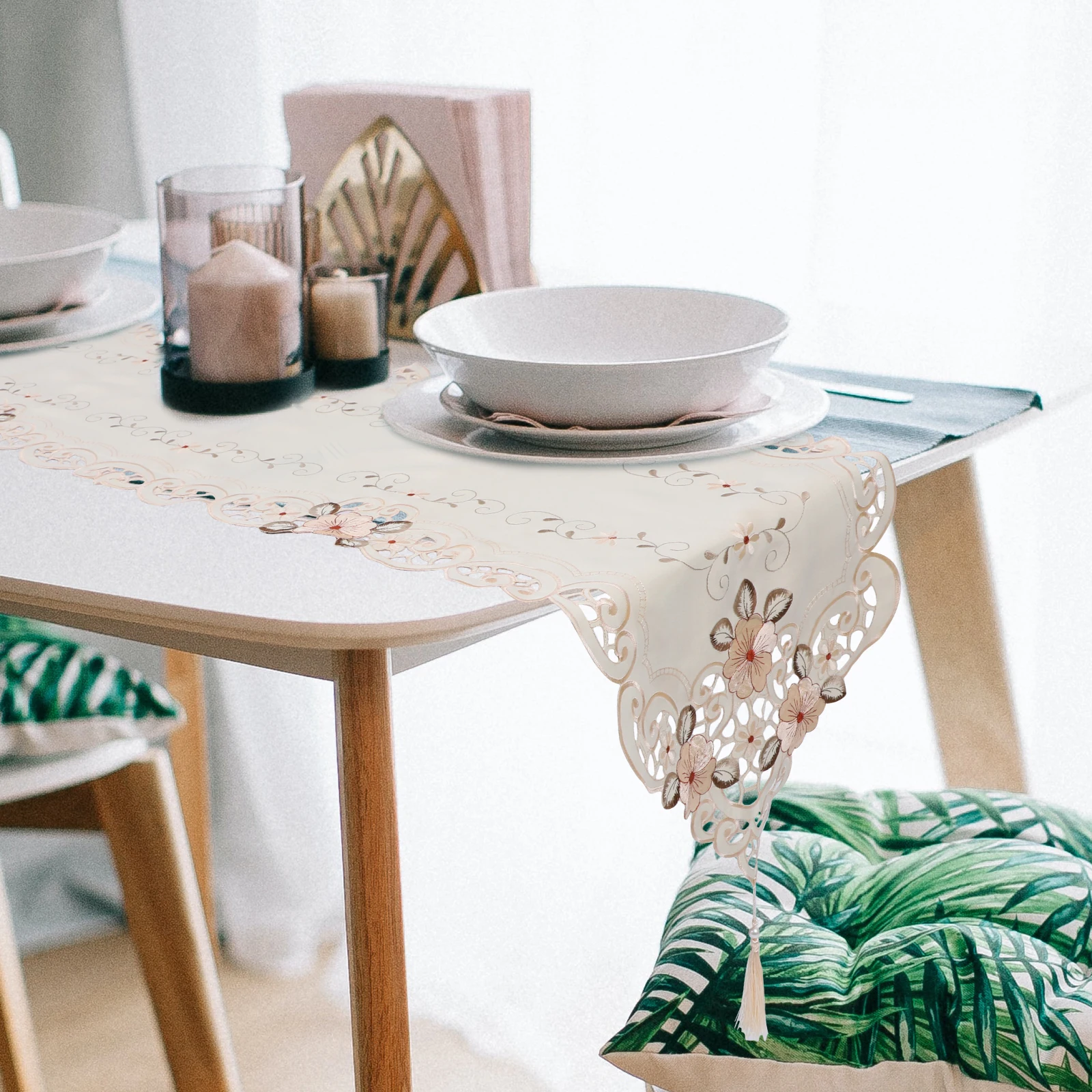 

Table Runner Tablecloth Practical Decorative Tea Table Cover Round Banquet Wedding Reusable Washable Protective