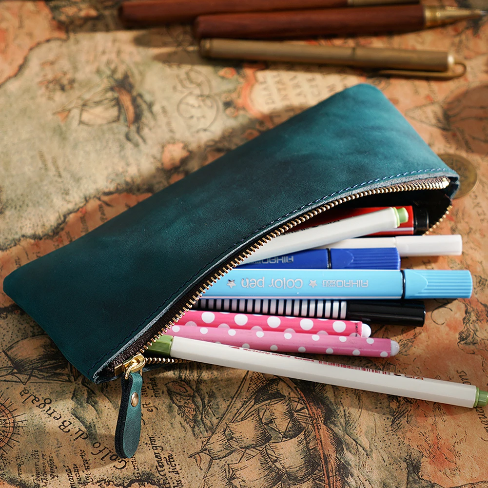 Vintage Genuine Leather Large Capacity Zipper Pencil Case, Handmade Stationery Organizer Bag, Patriotic Cow Design, 20x8x1.5cm