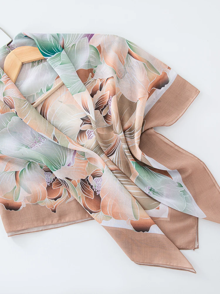 lenco-quadrado-de-voile-com-estampa-de-leopardo-respiravel-e-macio-lenco-floral-multifuncional-de-tamanho-grande-para-mulheres-moda-de-verao-a-outono