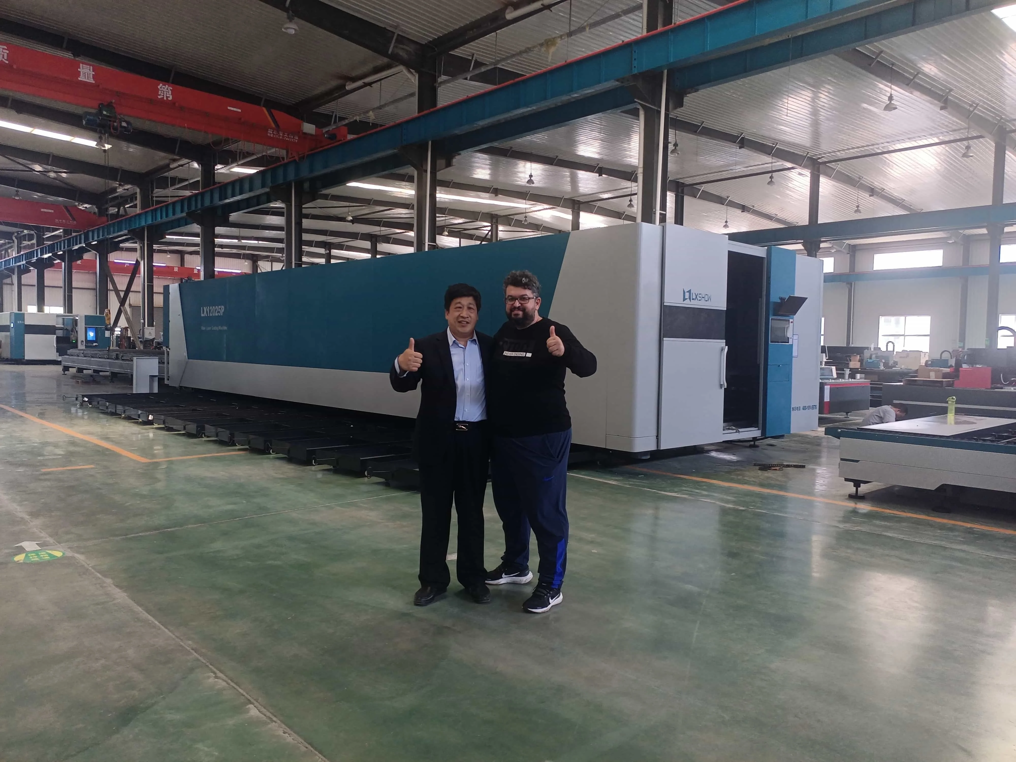 عجلة تلميع 1300RRS-M ورقة حزام الرمل آلة إزالة الأزيز المغناطيسية مع #6