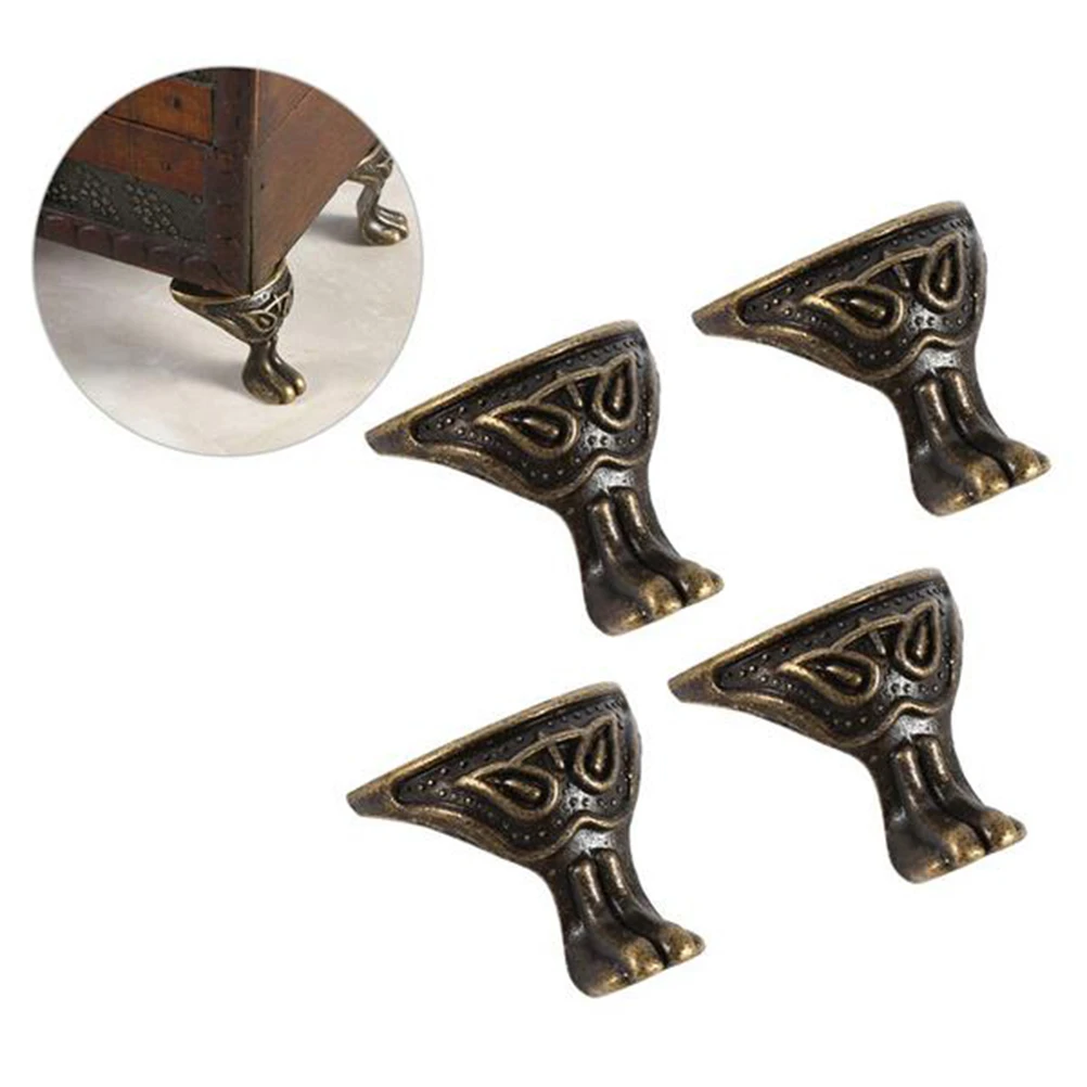 

4 Pcs Alloy Corner Protectors with 2 Holes for Wooden Boxes Crates Storage Case Furniture Feet Decor Practical Ornamental Retro