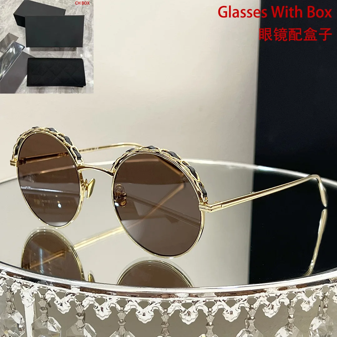 

Vintage Round Highend Resort Chic Sunglasses with Metal Leather Necklace UV Protection for Girls Fashion Accessory