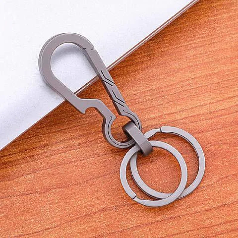 Titanium Alloy Keychain Durable and Sturdy Lightweight Fashion Men's Car Hanging Buckle Key Ring Vachette Clasp Multi-Function