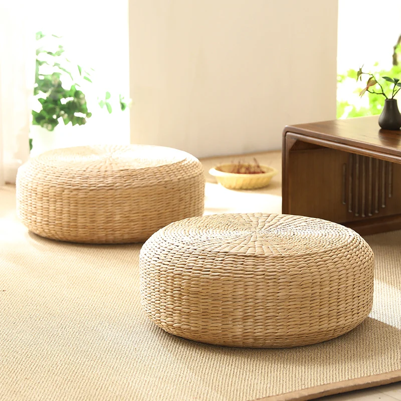 

Grass woven Japanese style tatami mats, thickened cushions for household use, meditation mats, kneeling mats, circular sitting p