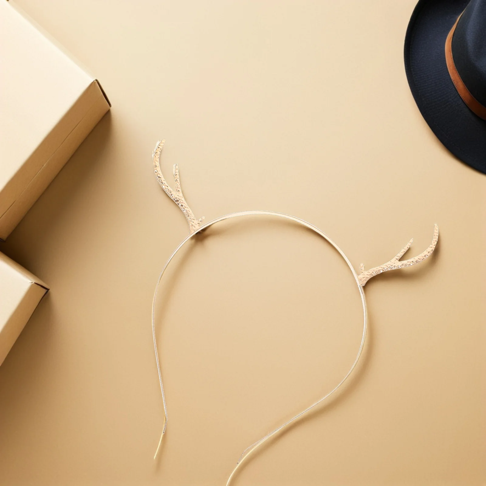 

1Pcs Antler Hairband Alloy Hair Accessory Perfect for Christmas Holiday Costume Party Cosplay Hairband Hair Hoop